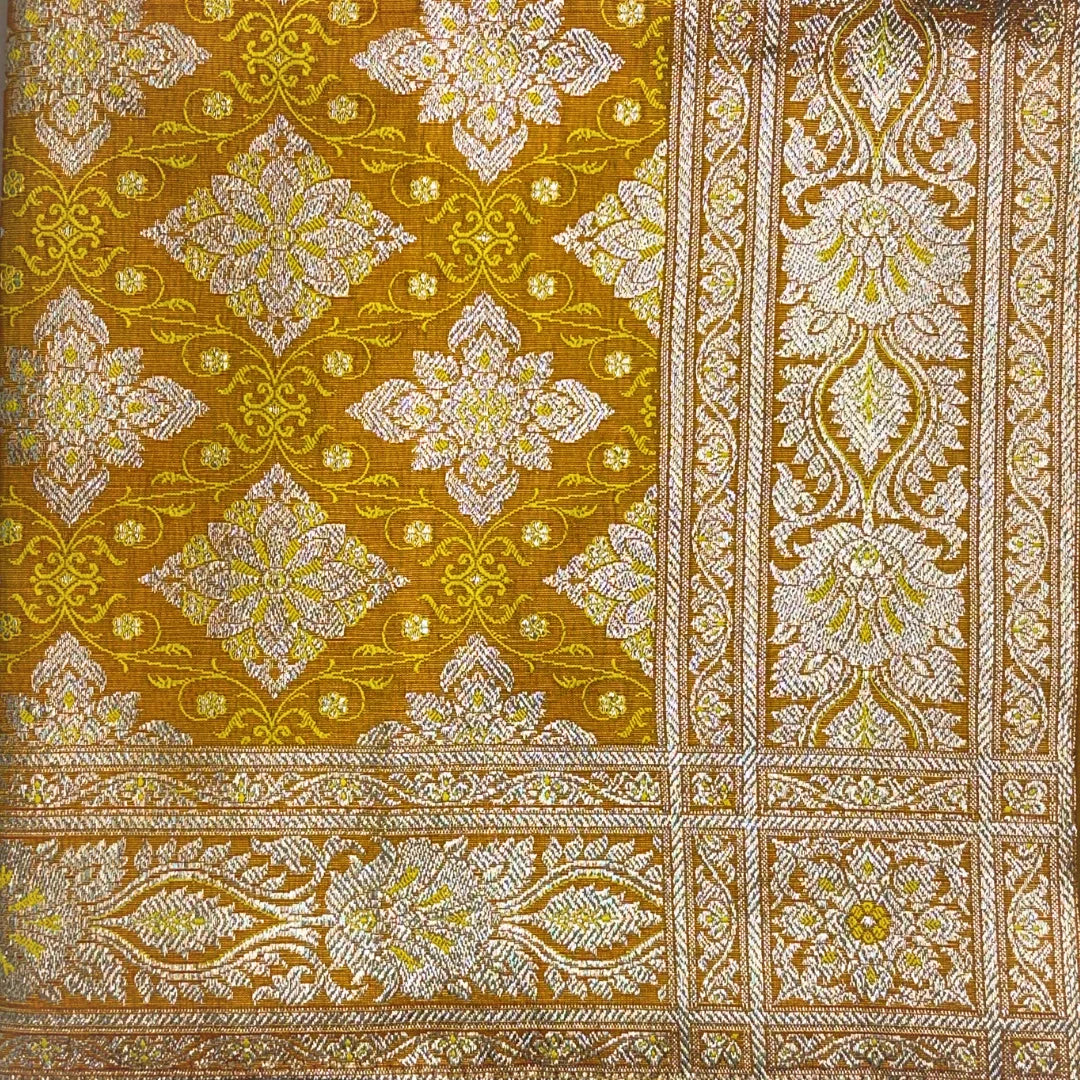 Kesar Noor Banarasi silk Rumala Sahib with gold zari weaving and cotton lining